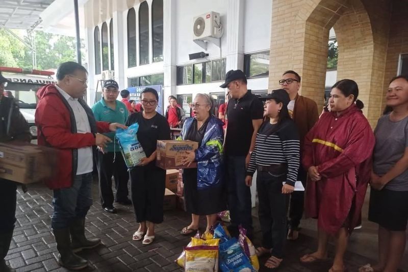 BPMS GMIM Salurkan Bantuan untuk Korban Banjir Manado