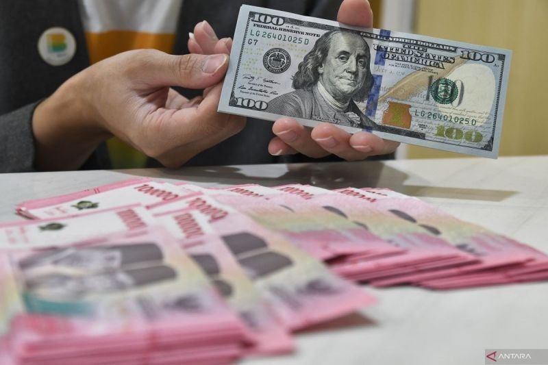 Ancaman Tarif AS: Rupiah Diprediksi Melemah, Sentuh Rp16.550 per Dolar?