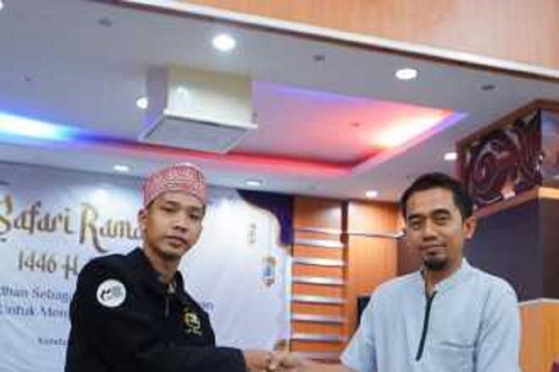 PT Timah Berikan Bantuan Renovasi Mushalla dan Pesantren di Belitung Timur