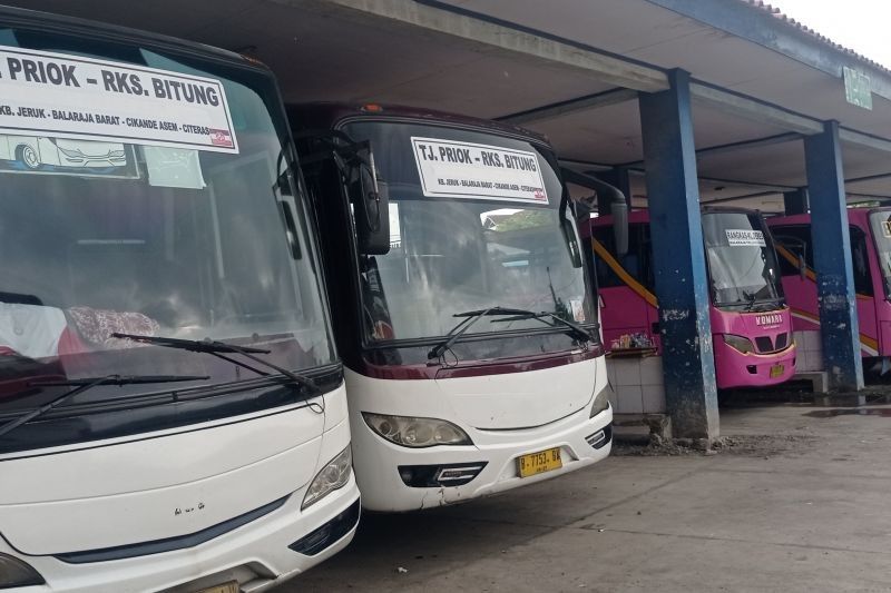 Arus Balik Lebaran di Terminal Rangkasbitung Meningkat Tajam