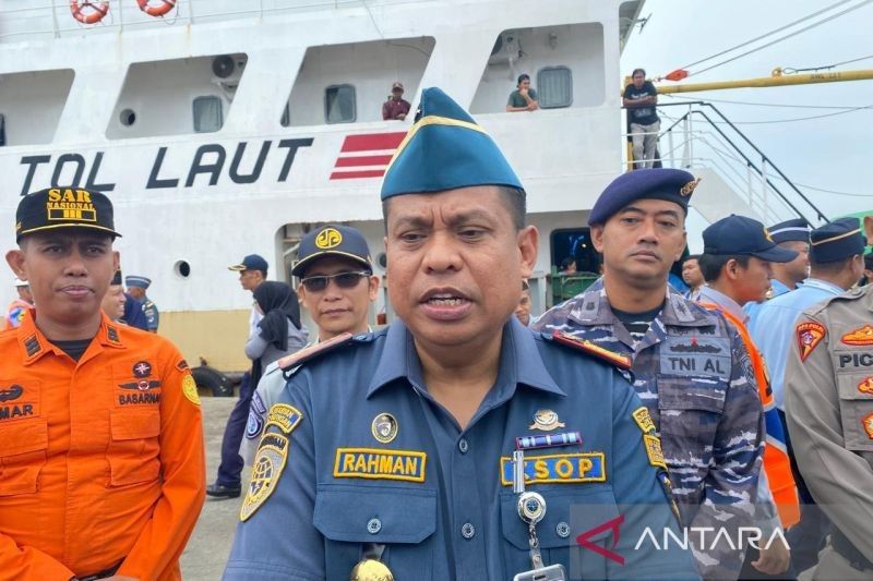 10 Ribu Penumpang Arus Mudik Lebaran di Kendari Belum Balik
