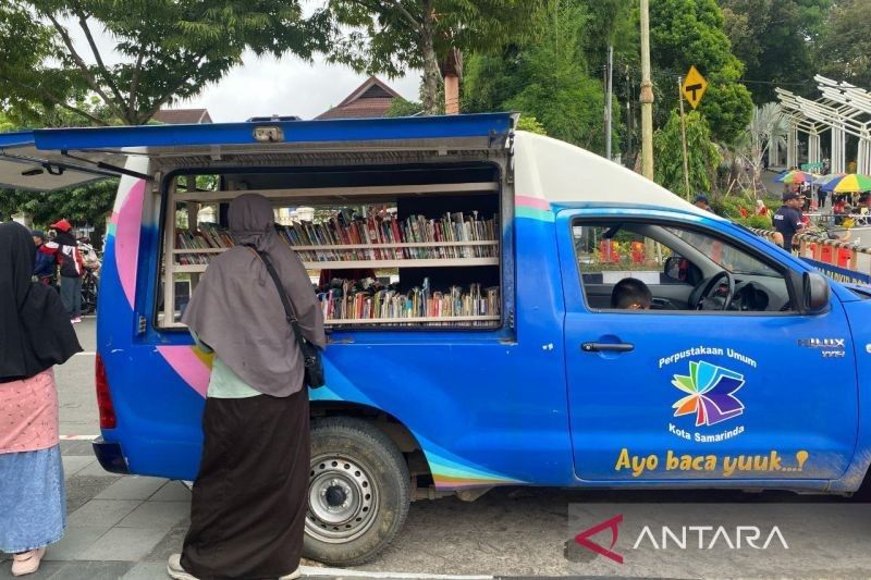 Perpustakaan Keliling: Wahana Asyik Membaca di CFD Samarinda