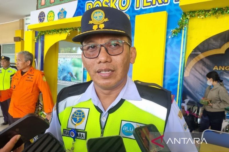 Hasil Laut Dongkrak Pengiriman Kargo di Bandara Rendani Manokwari