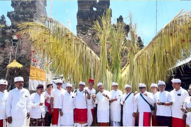 Ribuan Warga Buleleng Rayakan Tradisi Unik Ngusaba Bukakak: Simbol Kesuburan dan Syukur