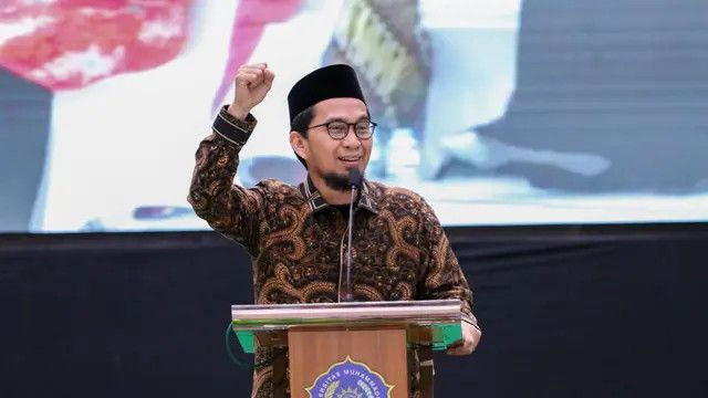 UAH Ingatkan Wanita, Parfum yang Terlalu Menonjol Bisa Masuk dalam Tabarruj Jahiliyah