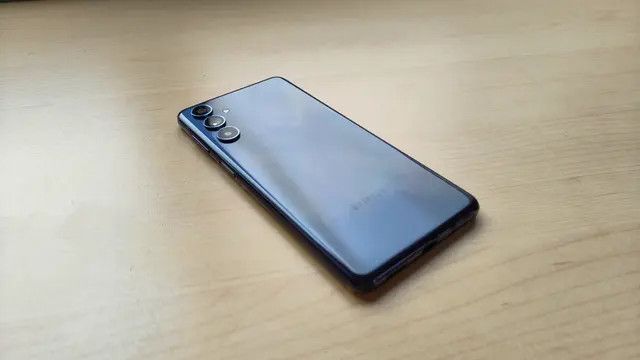 10 Rekomendasi Model HP Samsung Terbaru dengan Harga sekitar Rp3 juta per April 2025