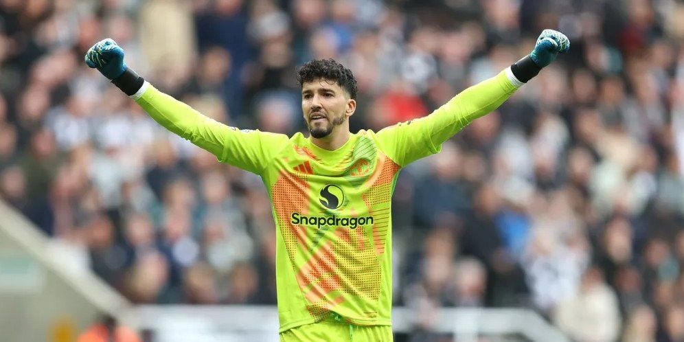MU Cadangkan Andre Onana, Eh Altay Bayindir Sama Saja Kelakuannya Bikin Blunder