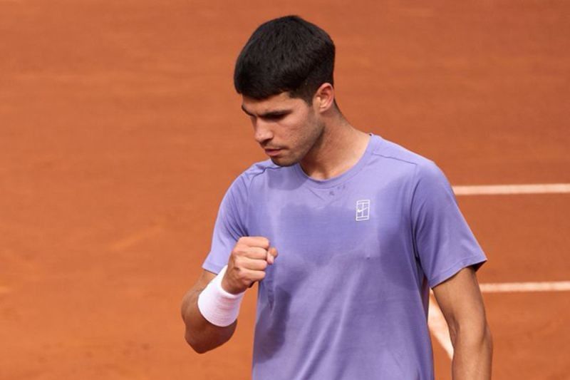 Alcaraz Menang Dramatis di Barcelona Open, Lanjutkan Dominasi di Lapangan Tanah Liat