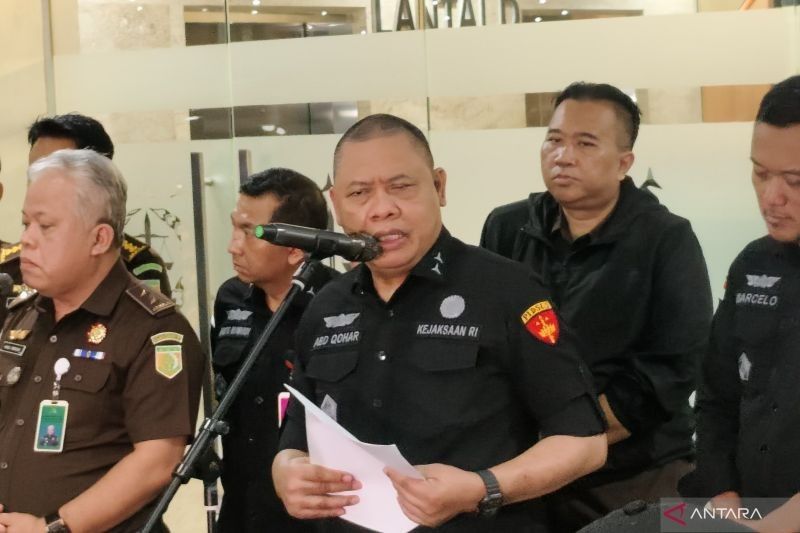 Kejagung Geledah Tiga Lokasi, Sita Mobil Mewah dan Sepeda Brompton dalam Kasus Suap PN Jakpus