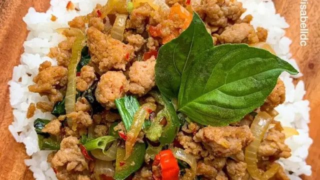 Ayam Cincang Kemangi, Menu Simpel yang Bikin Nambah Nasi Terus