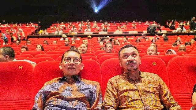 Didukung Kementerian Kebudayaan, Fadli Zon dan Giring Ganesha Hadiri Gala Premiere Film 'Perang Kota' yang Dibintangi Ariel Tatum