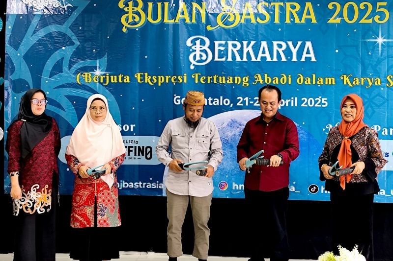 Bastrasia UNG Rayakan Bulan Sastra 2025: Ekspresi Kreativitas Mahasiswa Tertuang dalam Karya Sastra