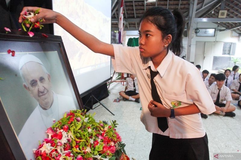 Paus Fransiskus Wafat: Konklaf Kepausan dan Harapan Baru Gereja Katolik