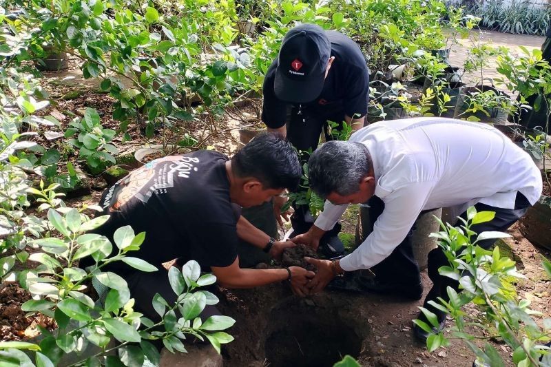 Kemenag Tanam Sejuta Pohon di Hari Bumi: Wujud Kepedulian terhadap Lingkungan