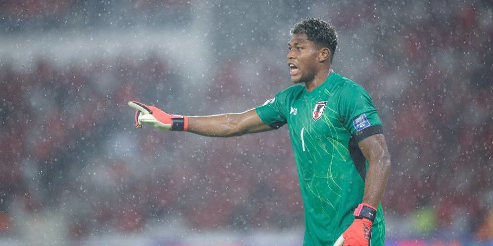 Man United Incar Kiper Timnas Jepang Zion Suzuki Buat Gantikan Onana