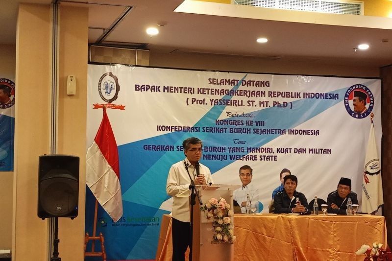 Menaker Tekankan Sinergi Nasional Hadapi Tantangan Global Ketenagakerjaan