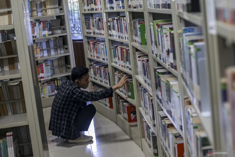 Hari Buku Sedunia: Membaca, Obat Mujarab untuk Tubuh dan Jiwa