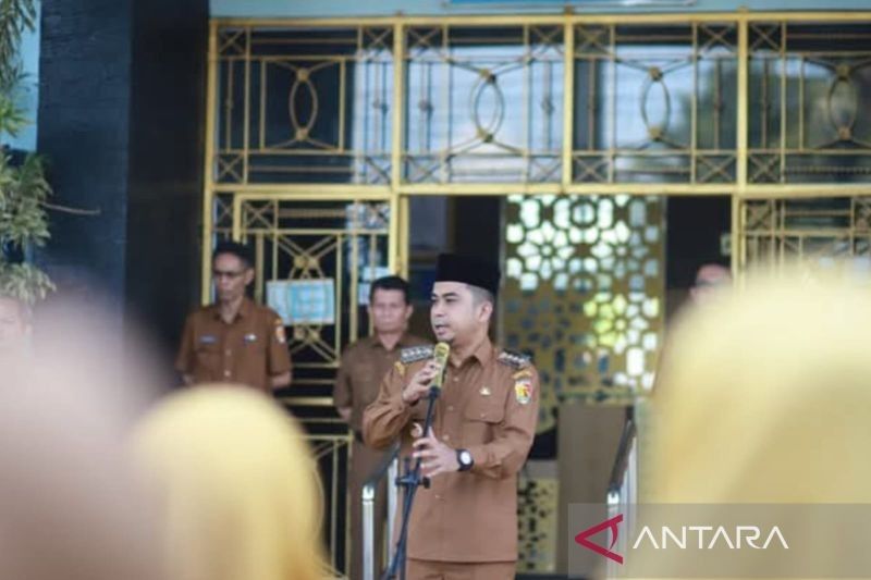 Pemkot Solok Larang Wisuda TK, SD, dan SMP: Fokus pada Efisiensi Anggaran dan Penguatan Gotong Royong