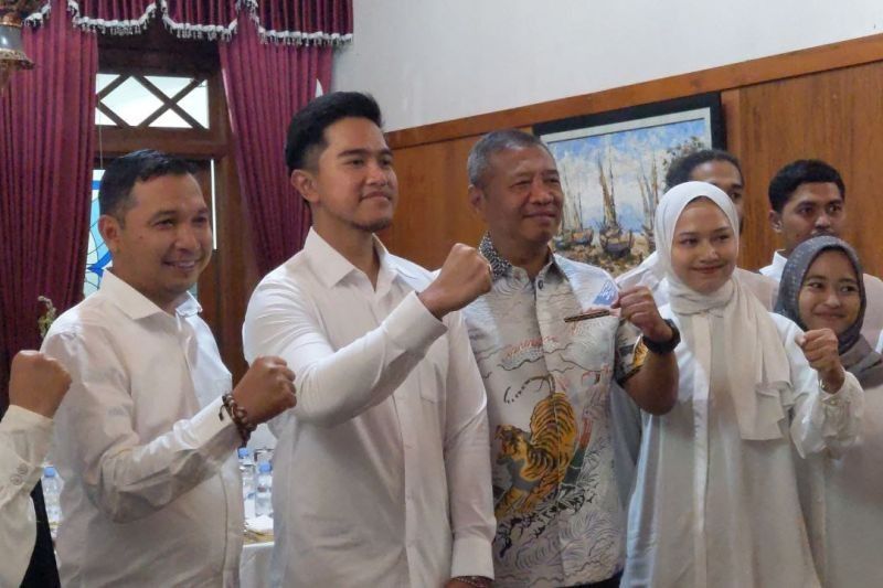 Kaesang Pangarep Jajaki Potensi Tulungagung, Bahas Ikan Patin hingga Harga Susu Sapi
