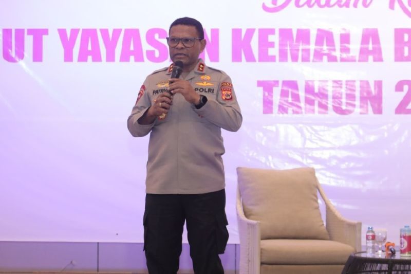 Kapolda Papua Imbau Pelajar Bijak Bermedia Sosial: Waspada Bahaya Dunia Maya