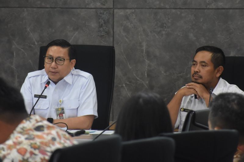 Kementan Ajak Industri Pakan Stabilkan Harga Ayam Hidup