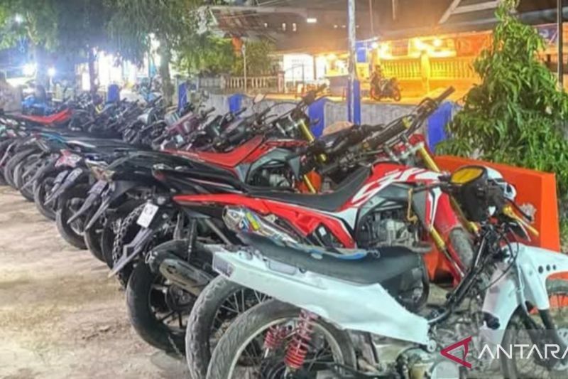 Polres Buton Tengah Tindak Tegas Pengguna Knalpot Brong: 20 Kendaraan Ditilang!
