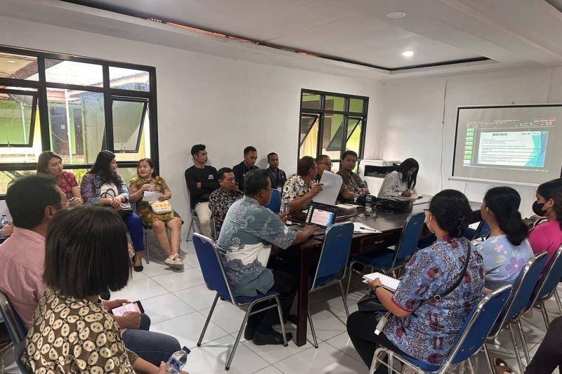 Pemkab Manokwari Bebaskan BPHTB untuk 85 Warga Berpenghasilan Rendah