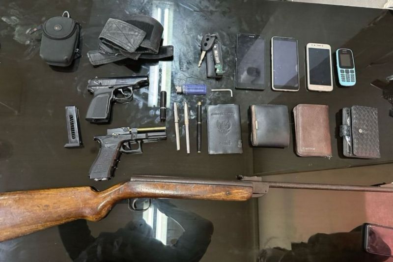 Pengacara Ditangkap, Bawa Senpi Ilegal dan Narkoba