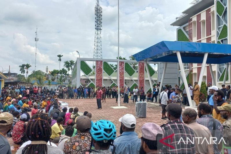 Penerbangan Subsidi Mimika Terkendala Keamanan, Warga Demo!