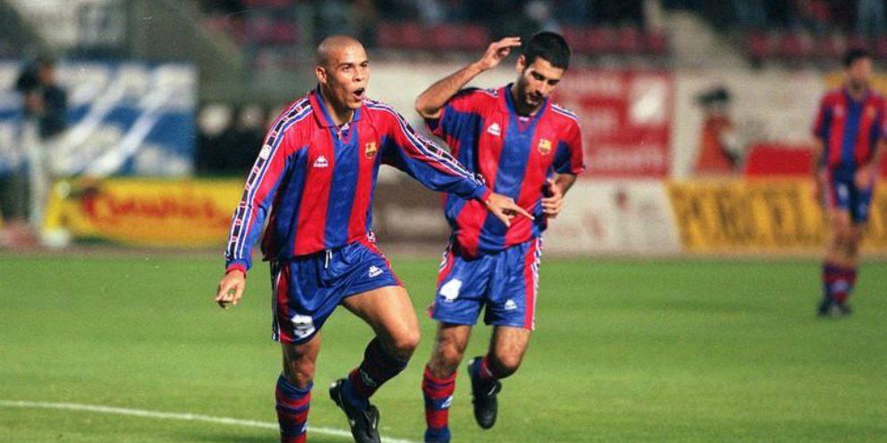 5 Legenda Sepak Bola yang Pernah Main di Barcelona dan Inter Milan