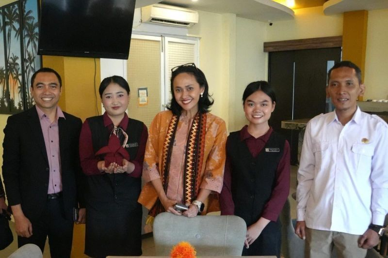 Wamen P2MI Jajaki Potensi SDM Pariwisata Lampung untuk Pasar Internasional