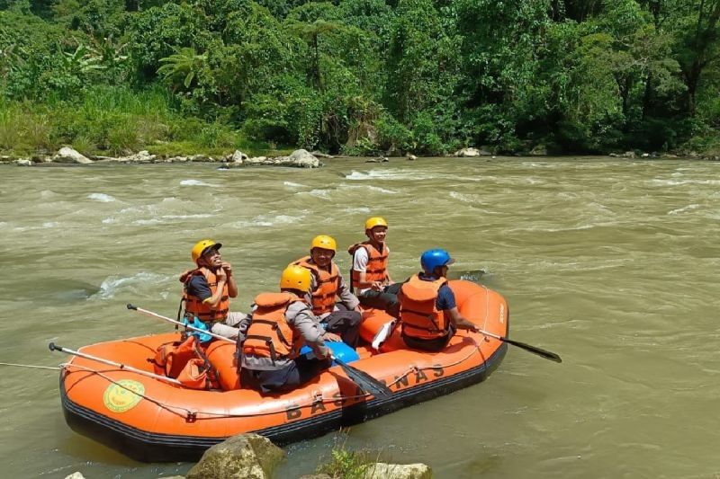 Basarnas Medan Hentikan Pencarian Dua Penumpang Minibus di Sungai Lae Kombih