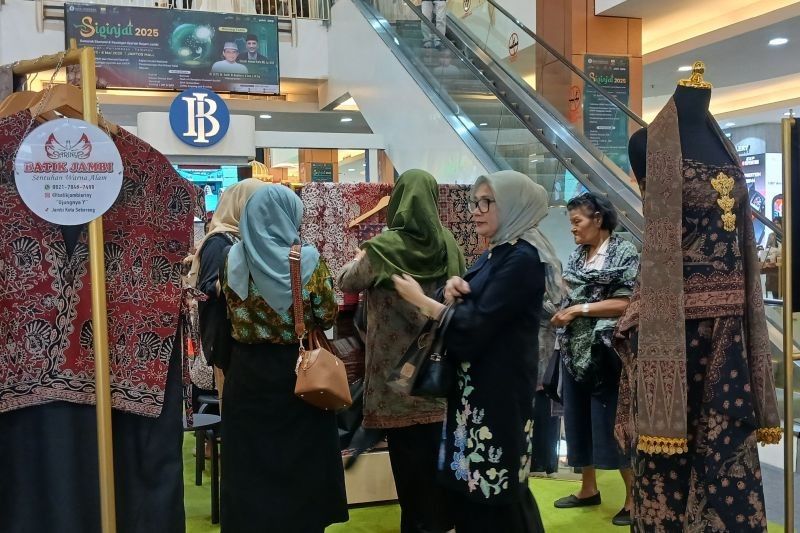 63 UMKM Jambi Perkuat Ekonomi Syariah di Siginjai 2025