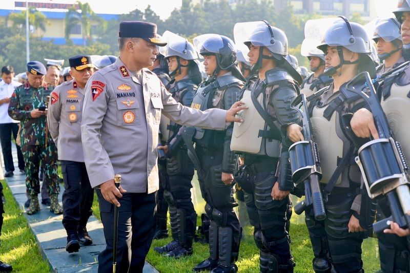 Polda Jatim Kerahkan 3.736 Personel Amankan May Day 2025 di Surabaya