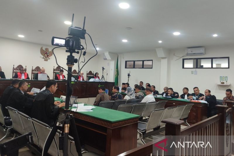 Lima Saksi Diperiksa PN Bengkulu Terkait Dugaan Gratifikasi Rohidin Mersyah