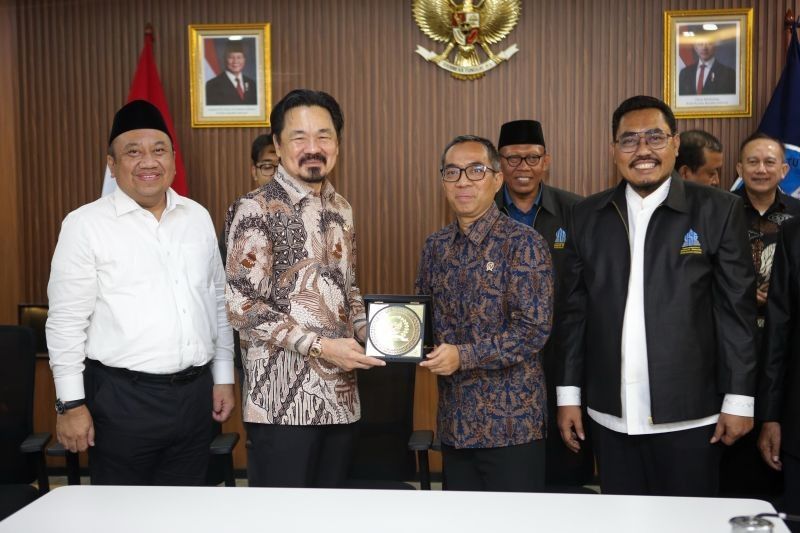 USG dan Politeknik Kirana Jalin Kerja Sama, Lulusan Langsung Kerja di Lion Air
