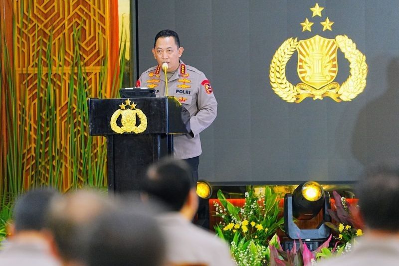 Kapolri Buka Rakernis Gabungan, Resmikan Renovasi Gedung Humas Polri dan Terima Cetak Biru Strategis 20 Tahun