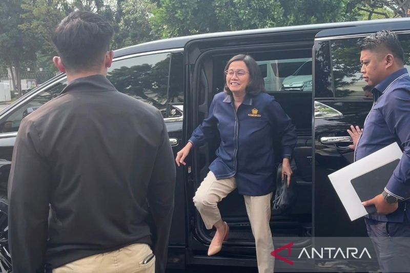 Prabowo Panggil Menteri Bahas Sekolah Rakyat: 53 Titik Siap, APBN dan Swasta Bersinergi