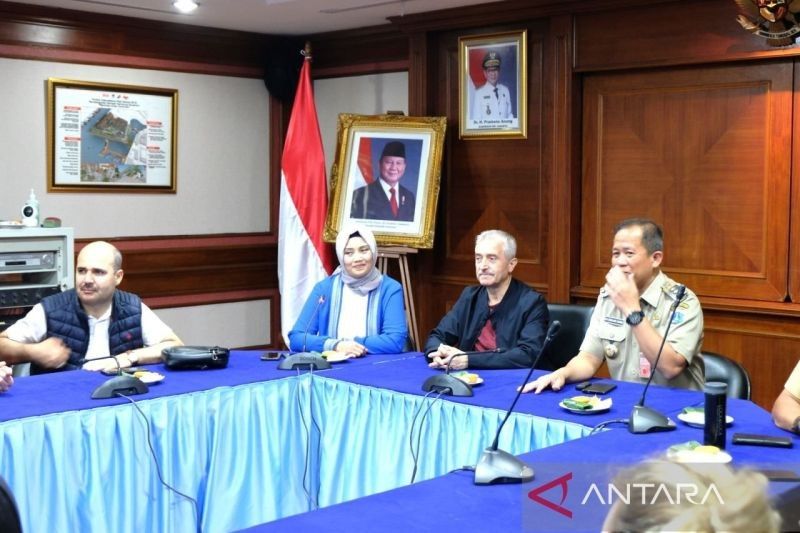Wali Kota Turki Belajar Pengelolaan Sampah Inklusif di Jakarta