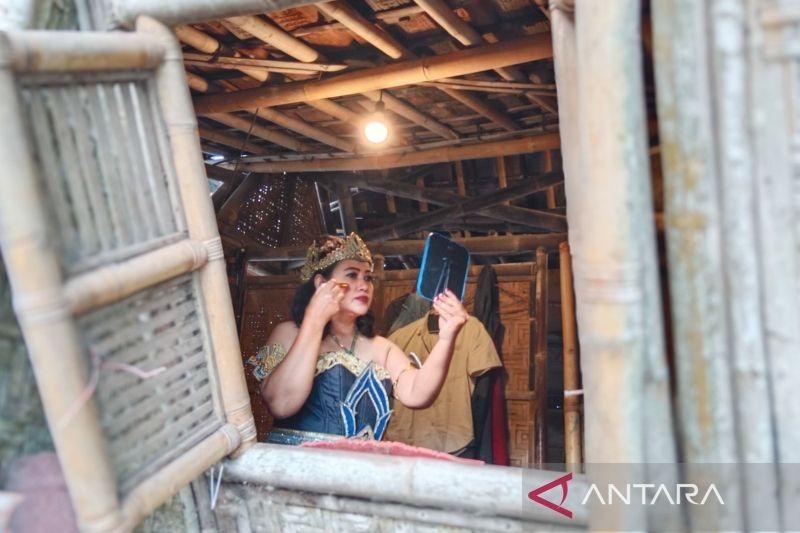 Ketoprak Tobong Kelana Bhakti Budaya: Bertahan di Tengah Perubahan Zaman