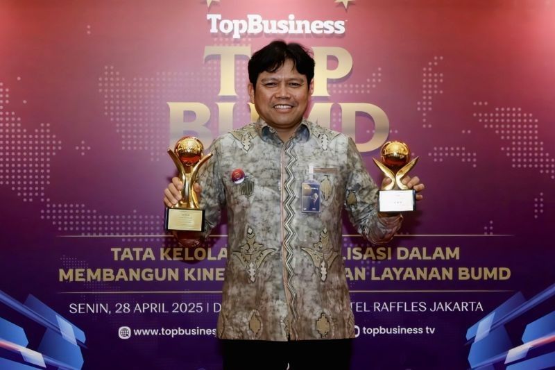 Bank Kalteng Raih Tiga Penghargaan Bergengsi TOP BUMD Awards 2025