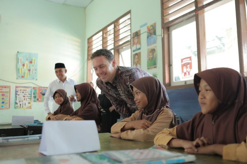 Australia Dukung Transformasi Pembelajaran di Lombok Tengah: SDN 2 Tanak Awu Jadi Contoh