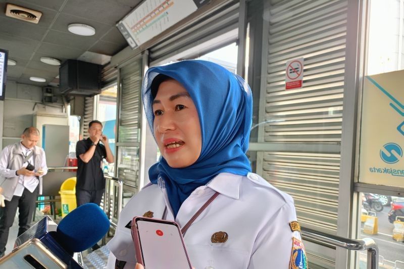 ASN Jaktim Naik Angkot Setiap Rabu: Bukti Pemerintah Hadir di Tengah Warga