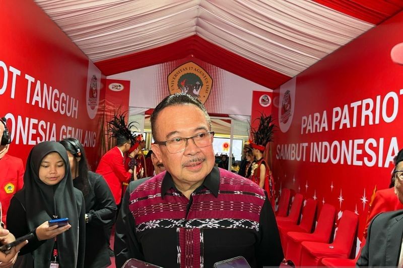 Rhenald Kasali Mundur dari PT Pos: Tantangan Arus Kas, SDM, dan Kompetisi Menanti