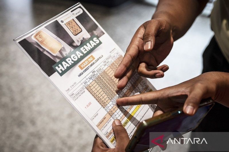 Harga Emas Antam, UBS, dan Galeri24 Turun Tipis di Pegadaian