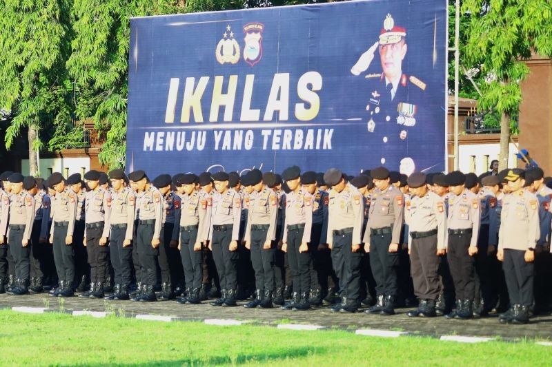 Ribuan Personil Gabungan Siaga Kawal May Day di Makassar