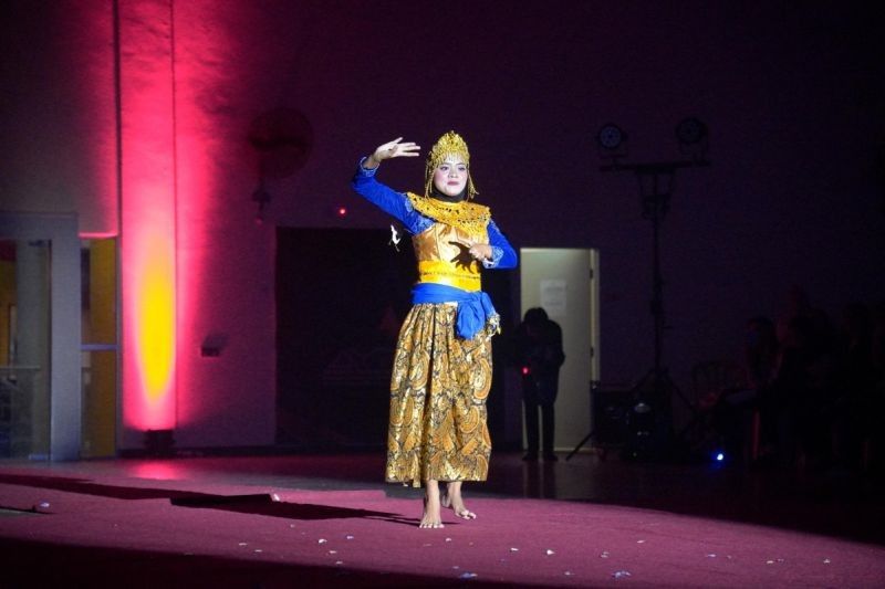 Mahasiswi UMBY Sukses Go Internasional, Kenalkan Budaya Indonesia di Malaysia