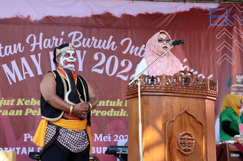 Wabup Banyumas Ajak Buruh Bangun Daerah, Ciptakan Hubungan Industrial yang Harmonis