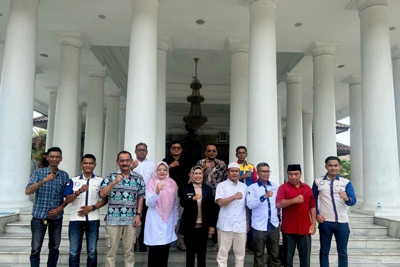 May Day: Bupati Serang Tekankan Pentingnya Hubungan Ketenagakerjaan yang Harmonis