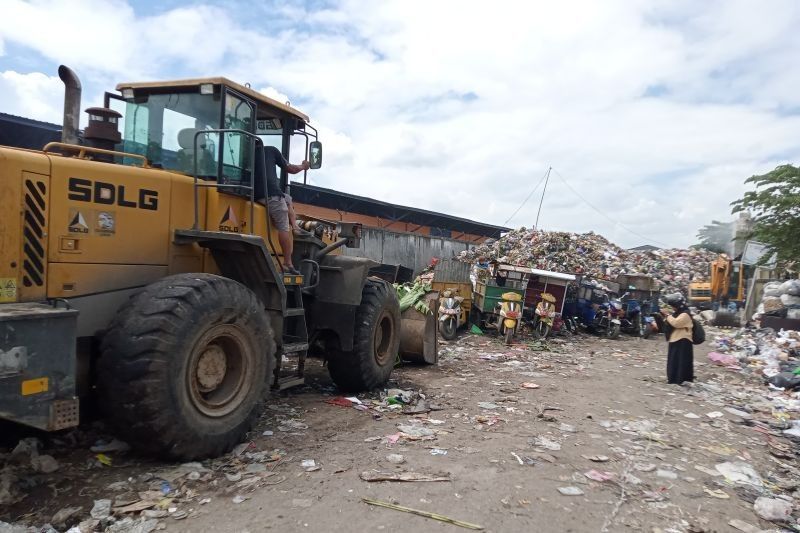 Pemkot Mataram Tunggu Izin KLH untuk Lahan Sampah Alternatif